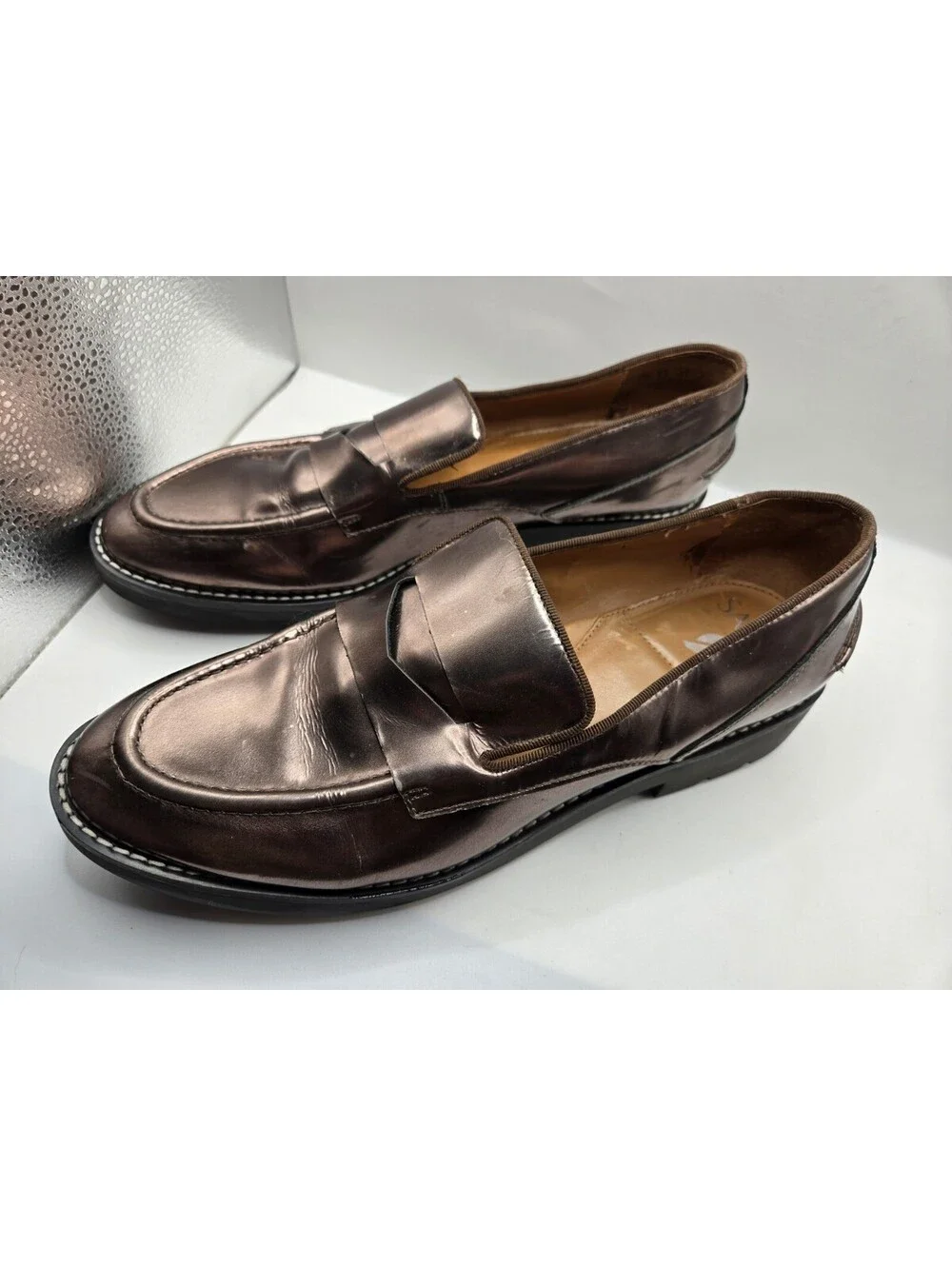 Franco Sarto has few